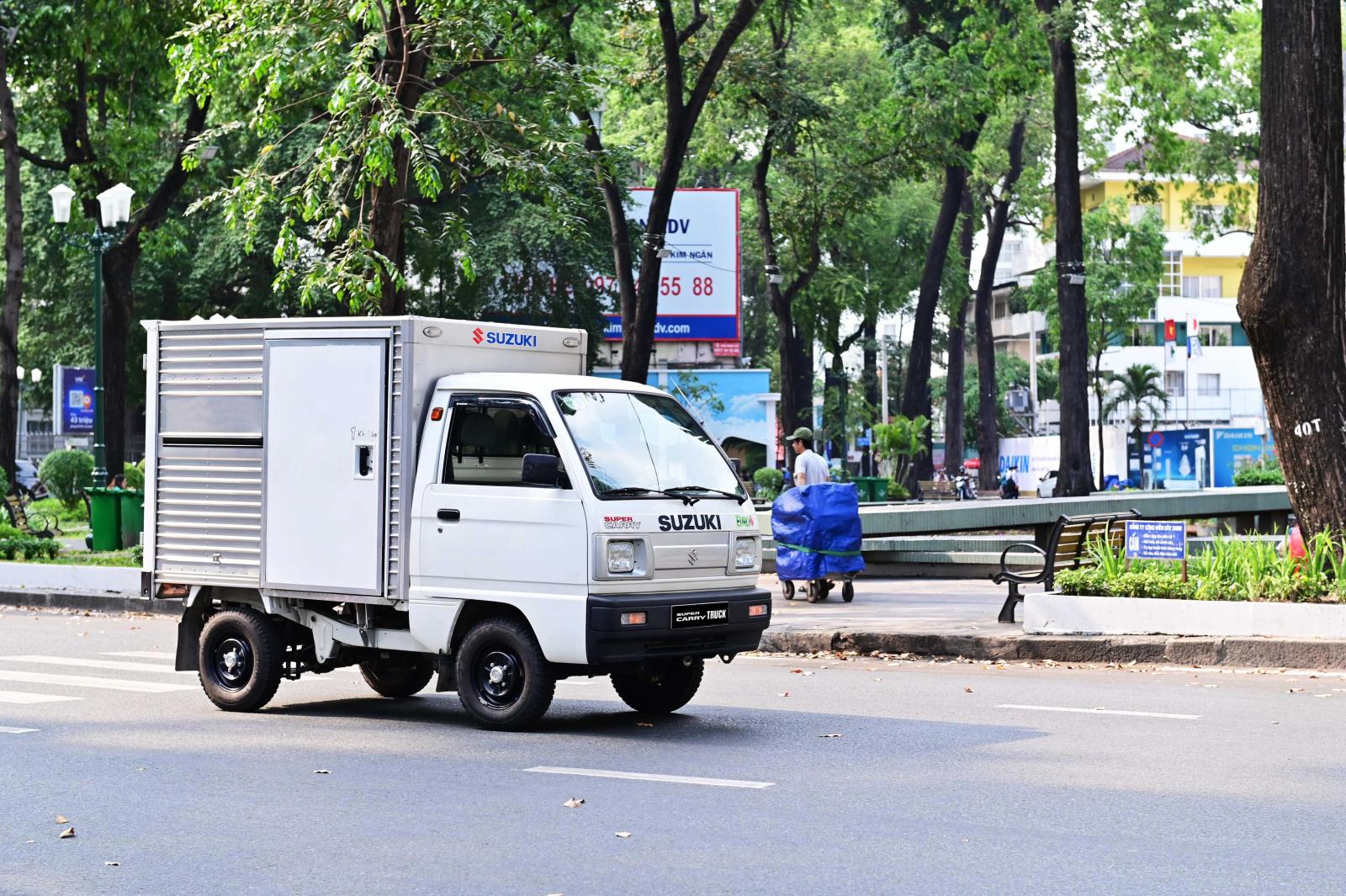 Suzuki Carry Truck.