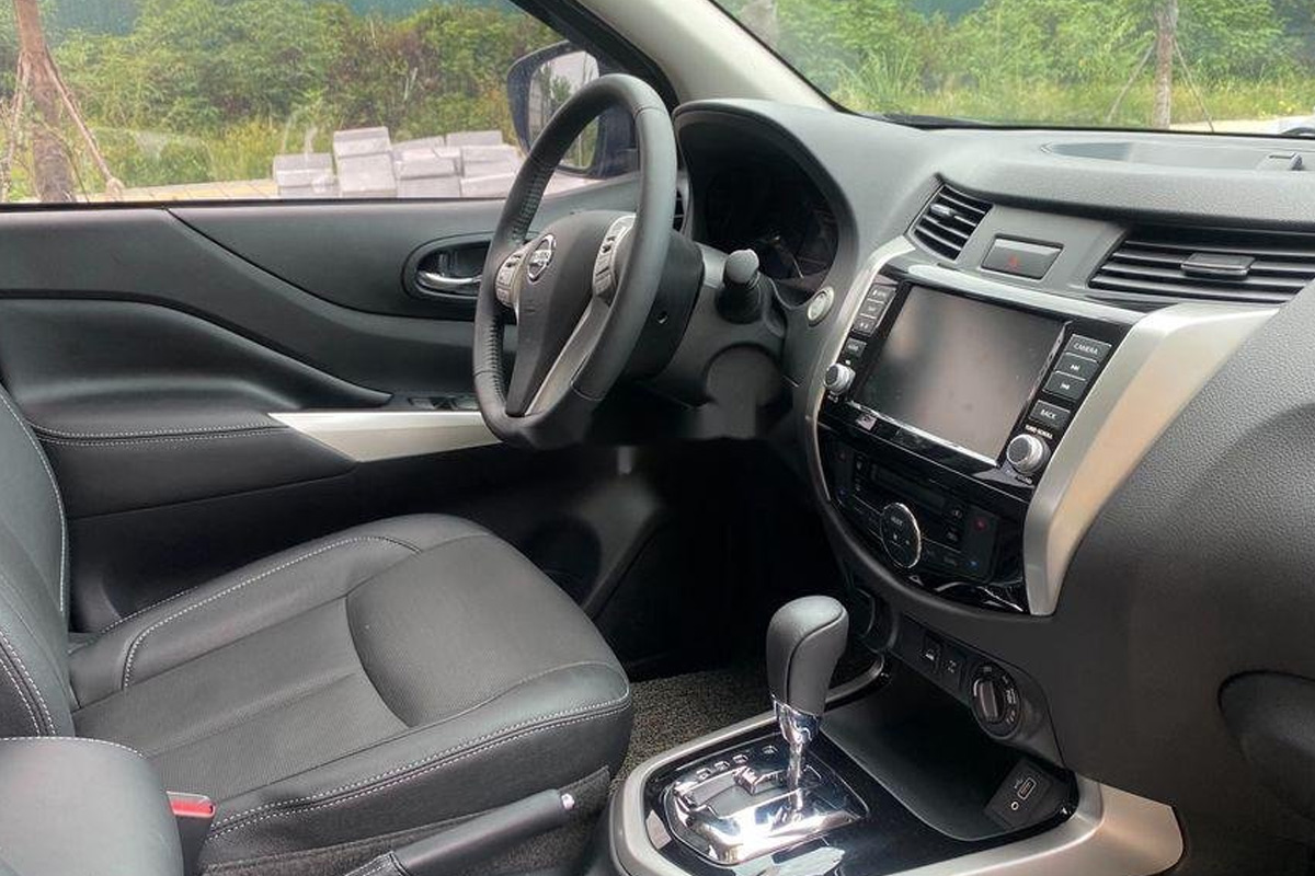 Nissan Navara được nhập khẩu từ Th&aacute;i Lan.