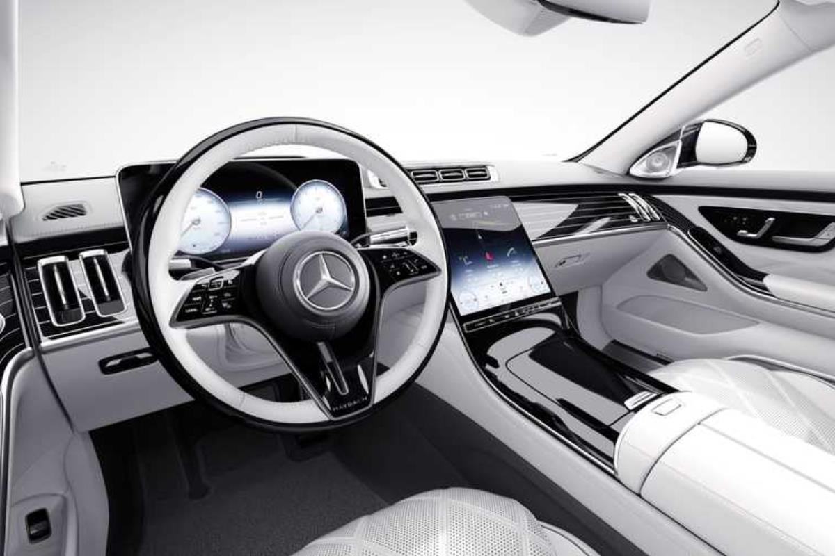 Mercedes-Maybach S-Class Edition 100 bảng điều khiển 1