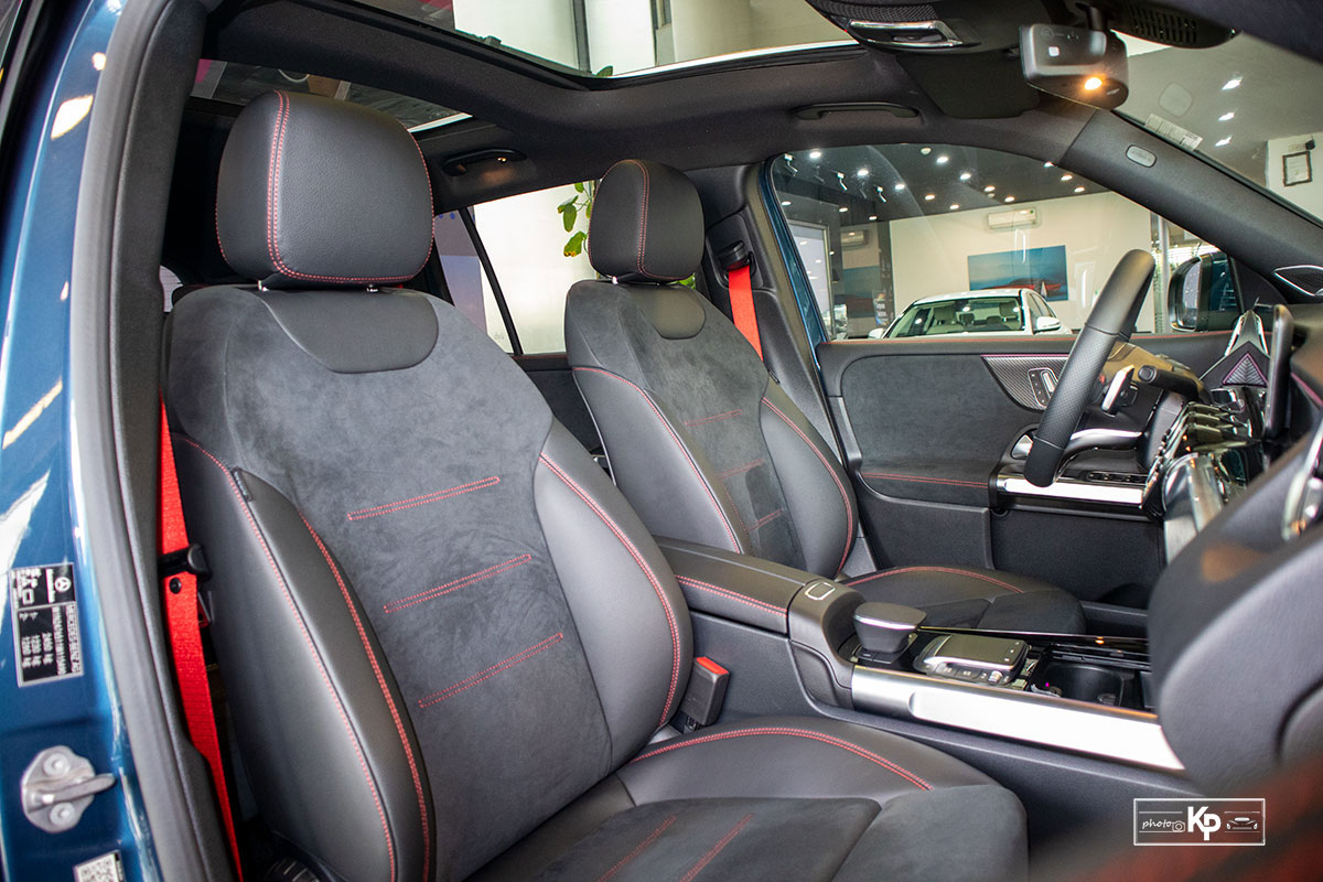 Ảnh Ghế phụ xe Mercedes-Benz GLB 35 2021