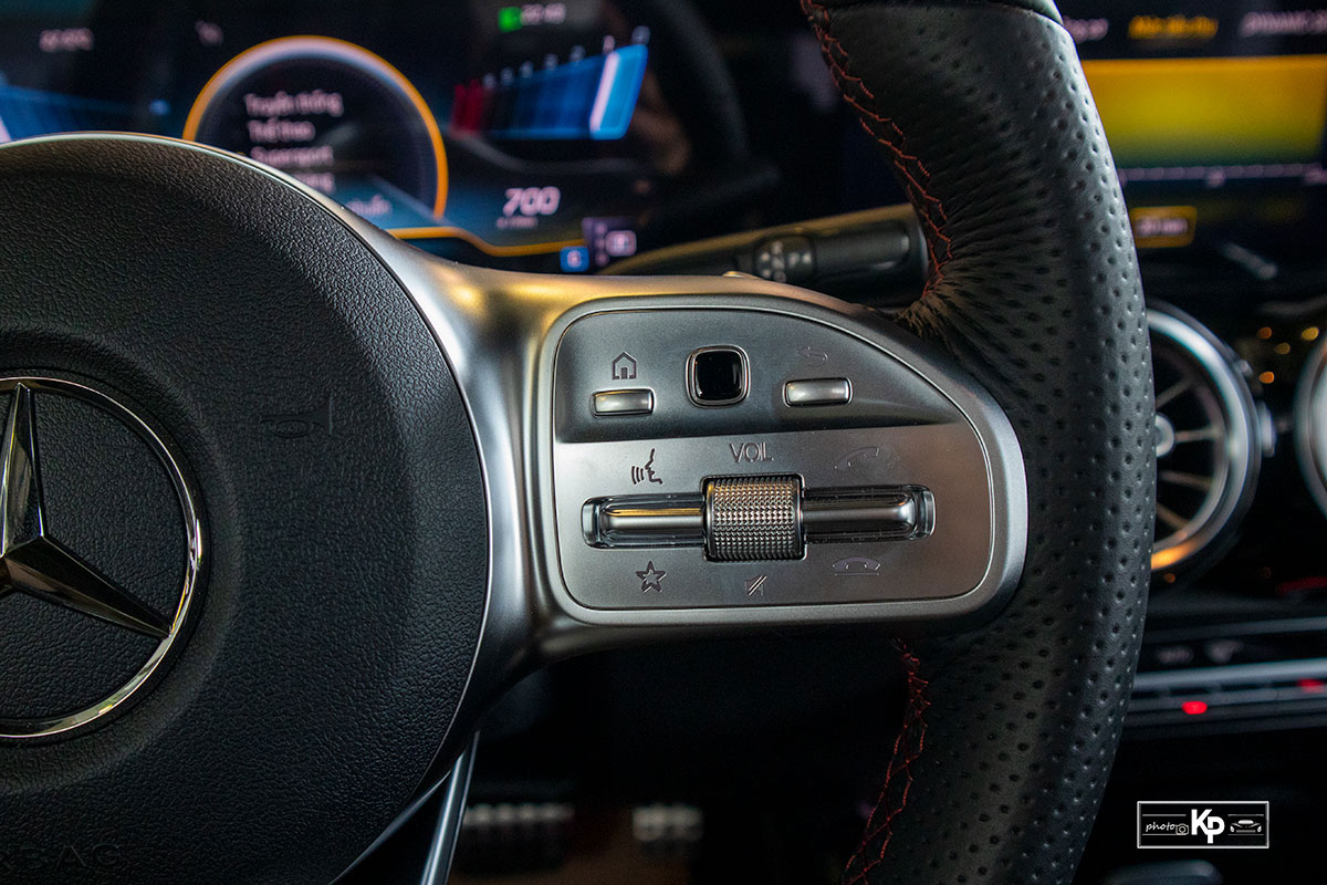 Ảnh N&uacute;t bấm xe Mercedes-Benz GLB 35 2021 a1