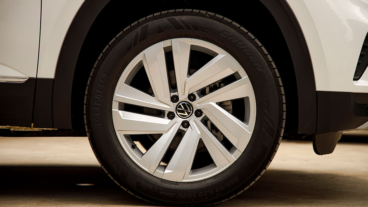 Volkswagen Teramont 2021 ra mắt Lựa chọn mới đấu Toyota Land Cruiser Prado, Ford Explorer a3
