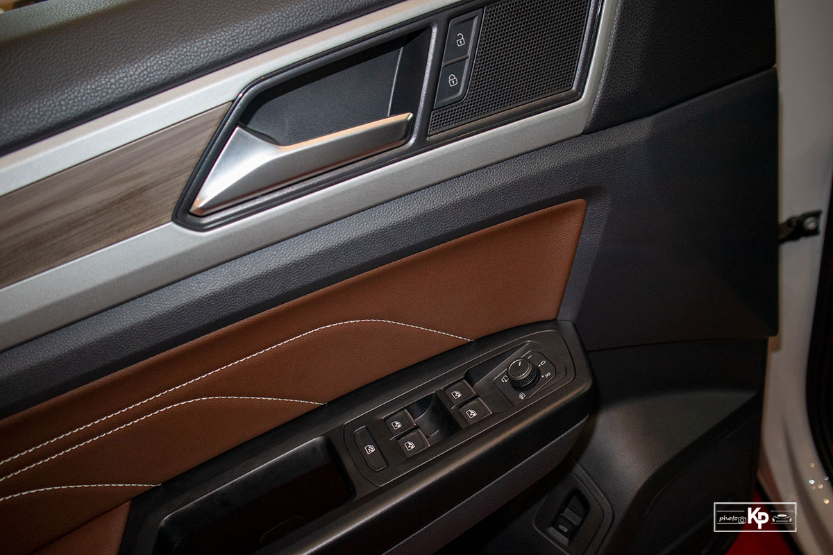 Ảnh T&aacute;p-li xe Volkswagen Teramont 2021