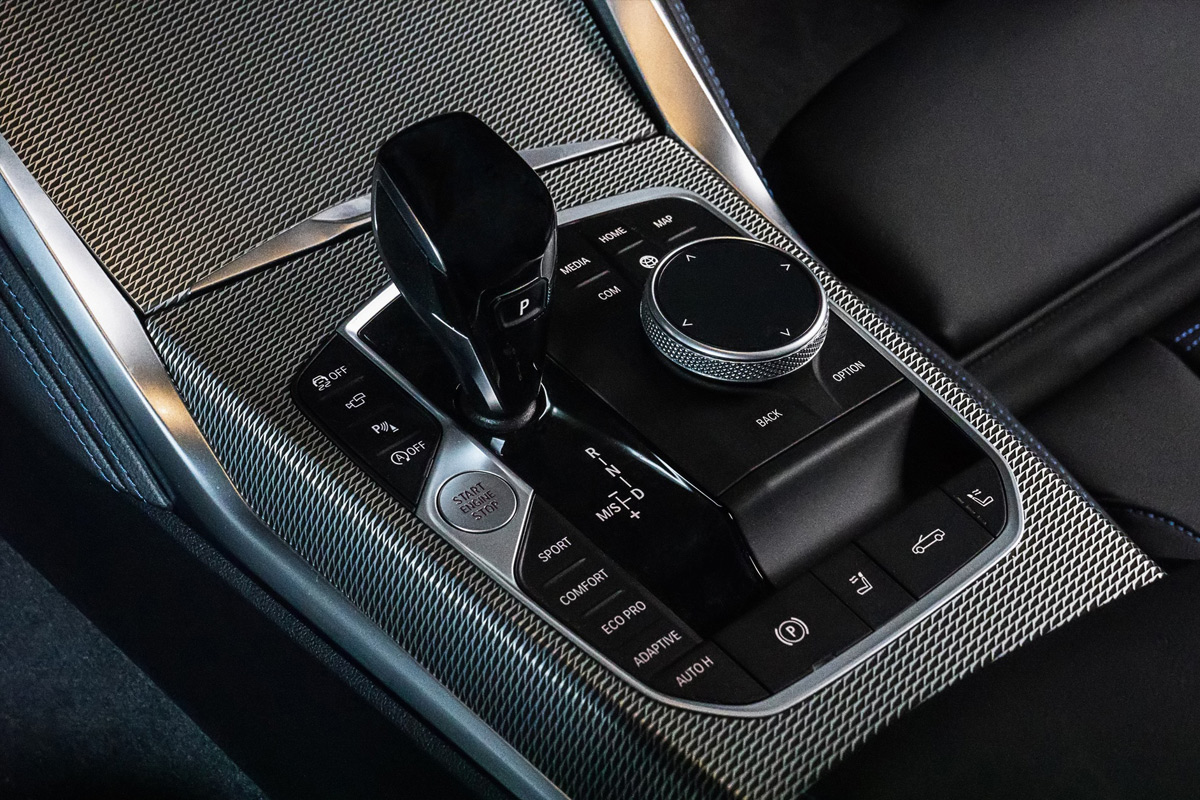 Thiết kế khoang nội thất của 4-Series Convertible ấn tượng.