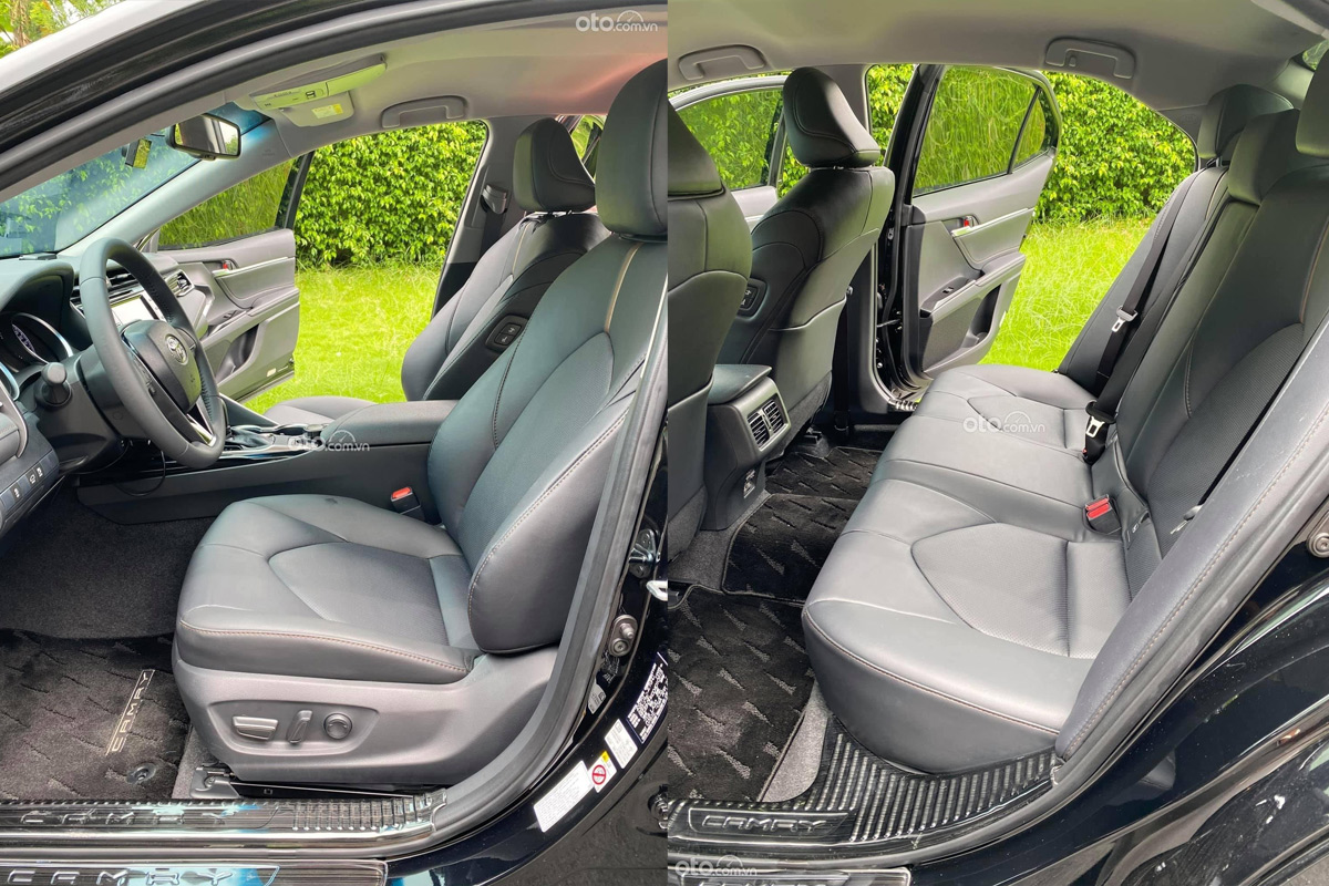 Toyota Camry 2021 lăn bánh chỉ 600 km đã được rao bán Toyota Camry 2021 lăn bánh chỉ 600 km đã được rao bán.