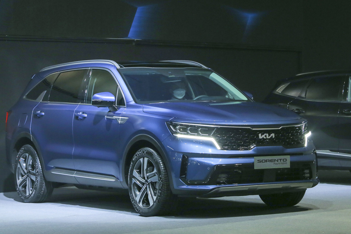Dự kiến KIA Sorento Hybrid sẽ được mở bán tại Việt Nam từ tháng 3/2022.