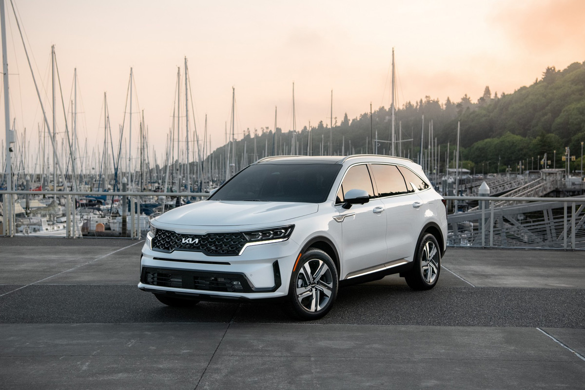 Sorento Hybrid sở hữu những trang bị, tính năng cao cấp.