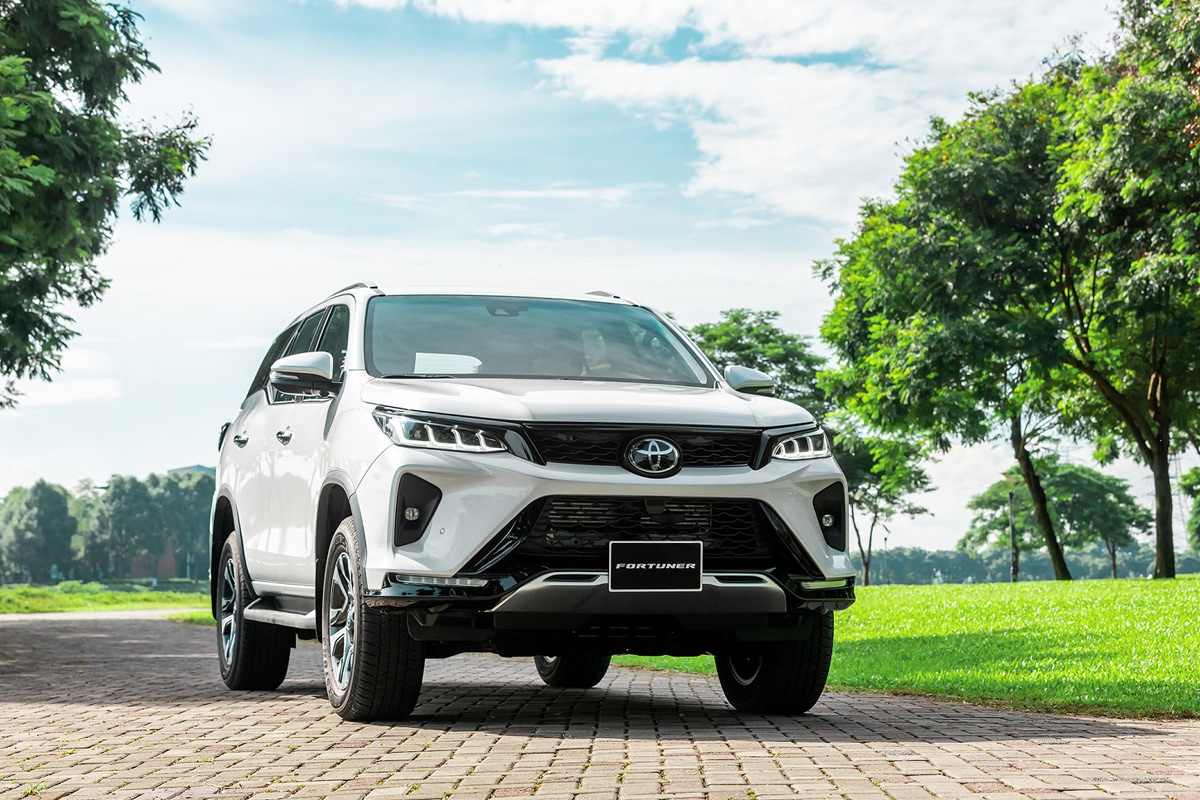 Toyota cũng đang triển khai chương tr&igrave;nh ưu đ&atilde;i Fortuner trong th&aacute;ng 10.