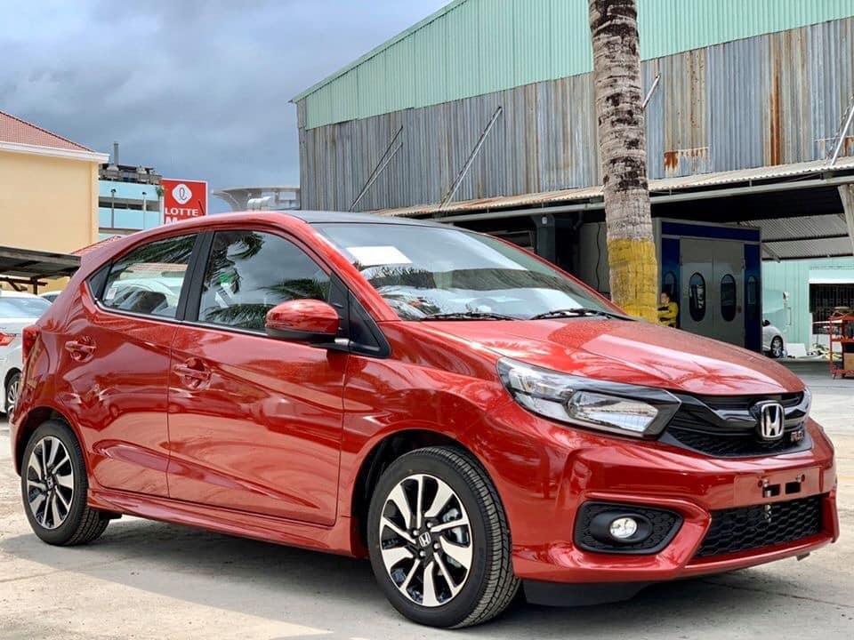 Honda Brio trở thành m&acirc;̃u xe&nbsp;&ecirc;́ nh&acirc;́t ph&acirc;n khúc với 53 xe hoàn t&acirc;́t thủ tục lăn bánh 1