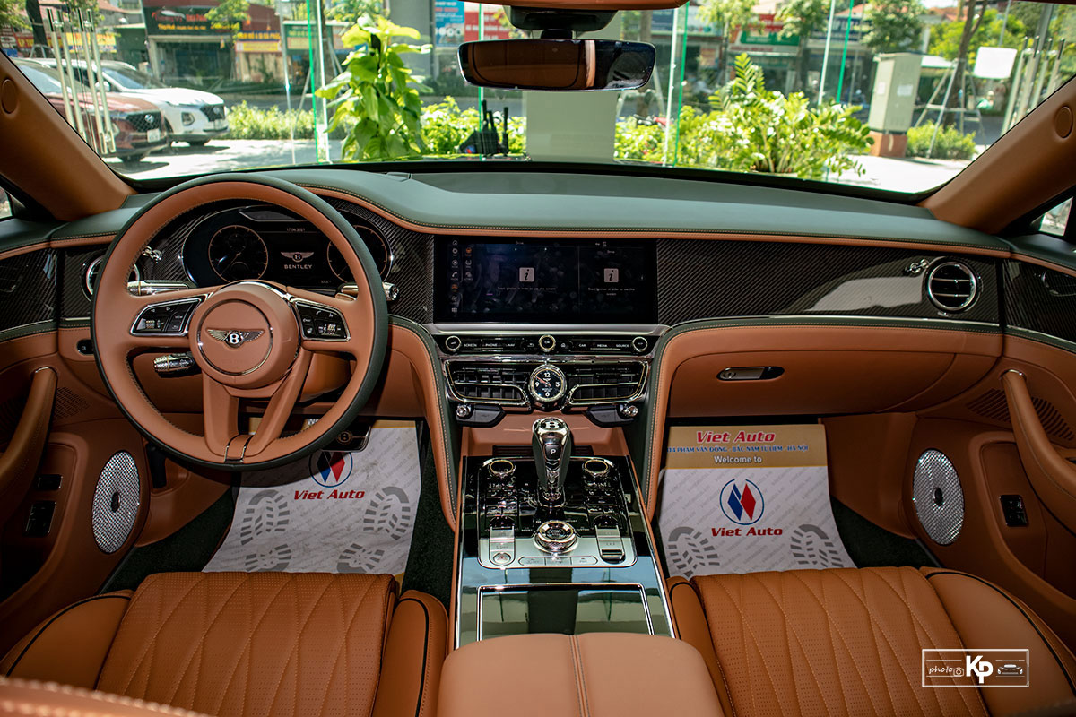 Ngắm chi tiết "hàng hiếm" Bentley Flying Spur First Edition full black tại Việt Nam a3