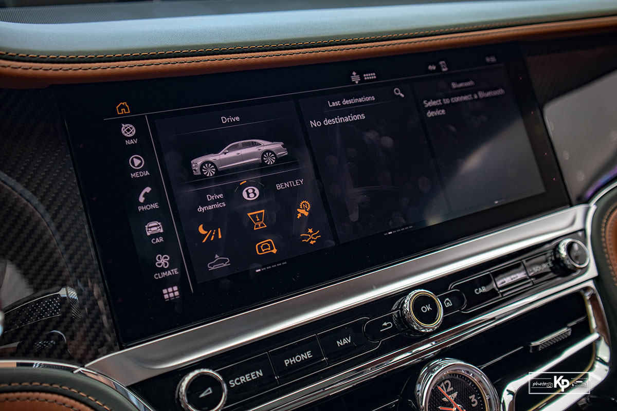 Ngắm chi tiết "hàng hiếm" Bentley Flying Spur First Edition full black tại Việt Nam a27