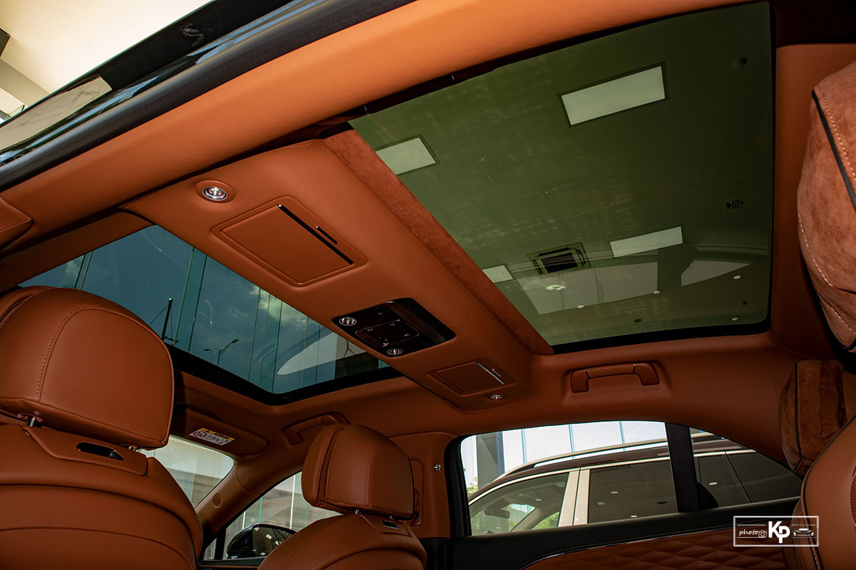 Ngắm chi tiết "hàng hiếm" Bentley Flying Spur First Edition full black tại Việt Nam a29