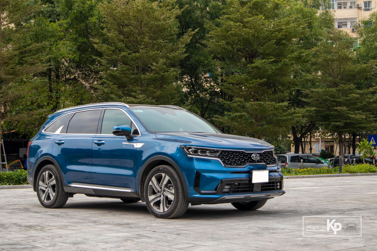 KIA Sorento li&ecirc;n tục được đại l&yacute; ch&agrave;o b&aacute;n với ưu đ&atilde;i l&ecirc;n tới 100 triệu đồng 1