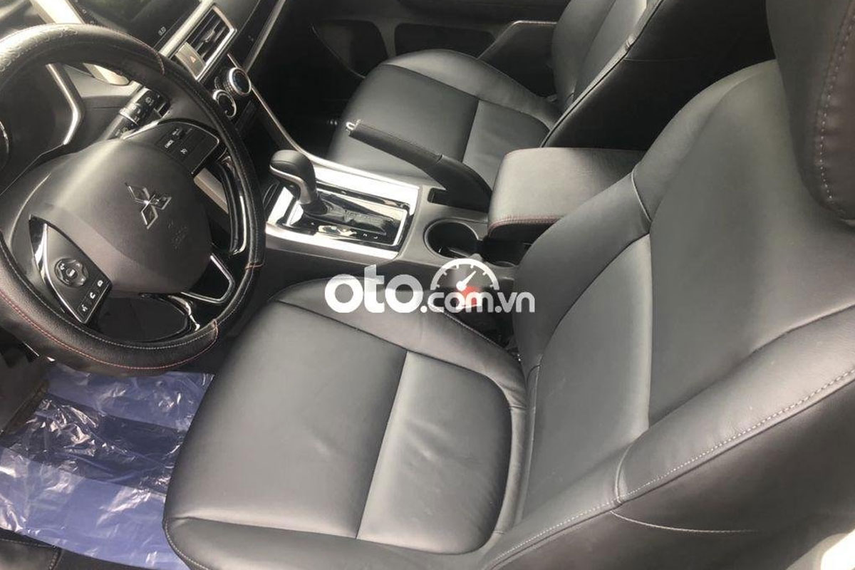 Mitsubishi Xpander được rao b&aacute;n với mức ODO thấp.