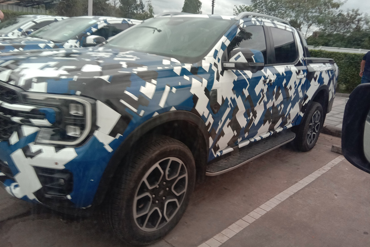 Ford Ranger 2022 ho&agrave;n to&agrave;n mới.