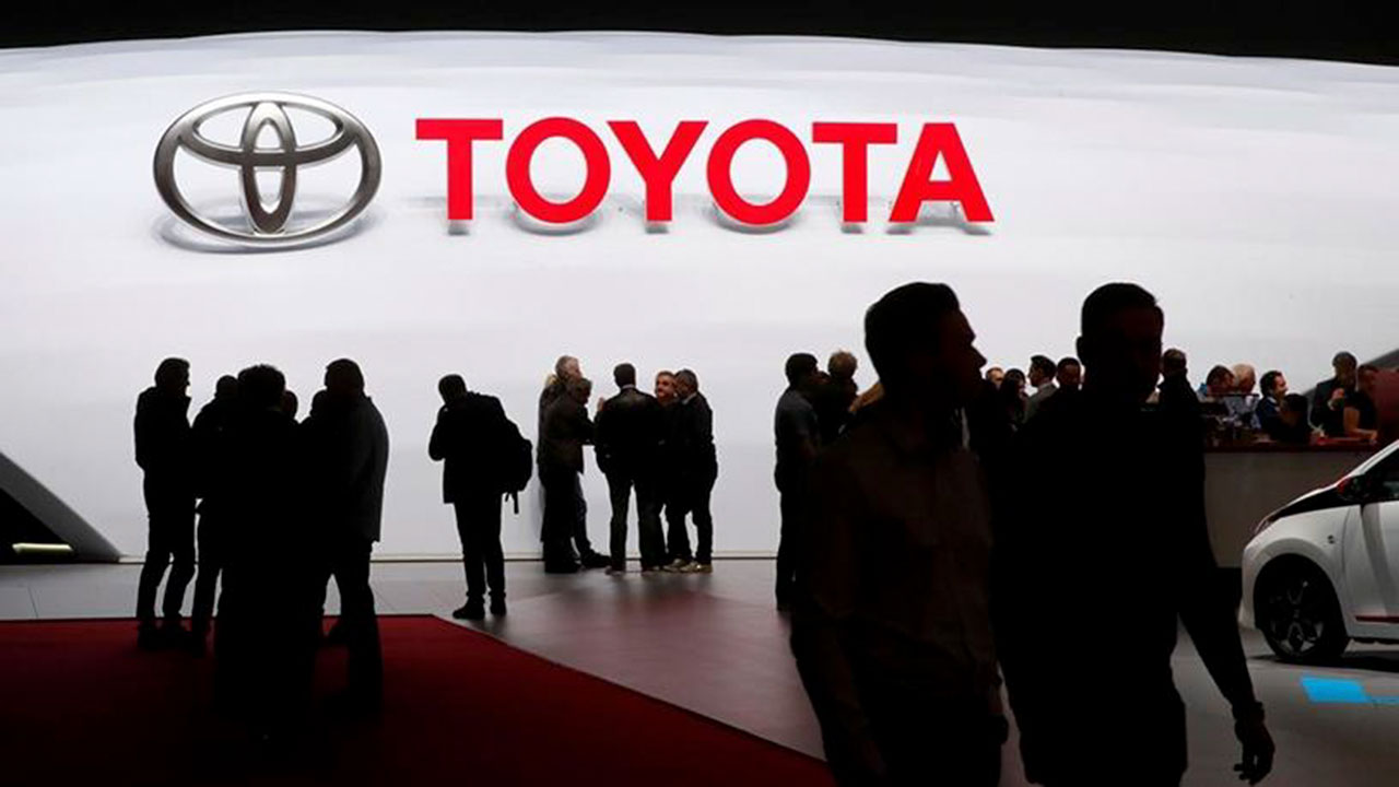 Toyota tiếp tục trở th&agrave;nh thương hiệu &ocirc; t&ocirc; c&oacute; gi&aacute; trị nhất thế giới.