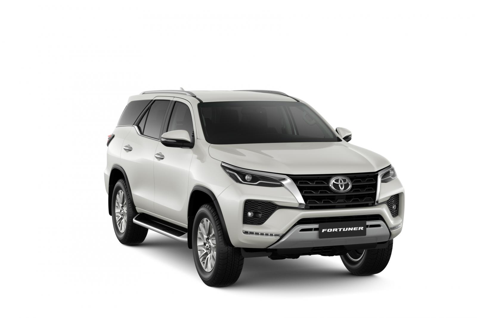 Toyota Fortuner 2020.