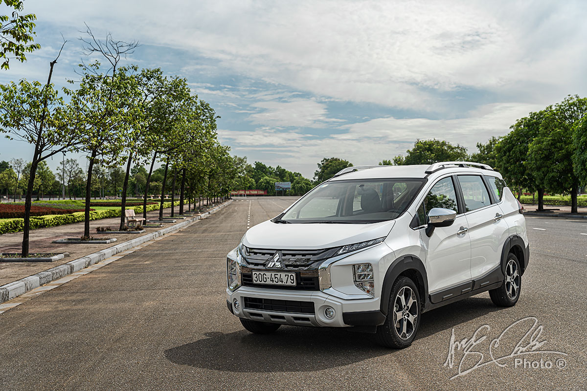 Mitsubishi Xpander Cross là 1 trong 3 mẫu xe được ân hận lãi suất.