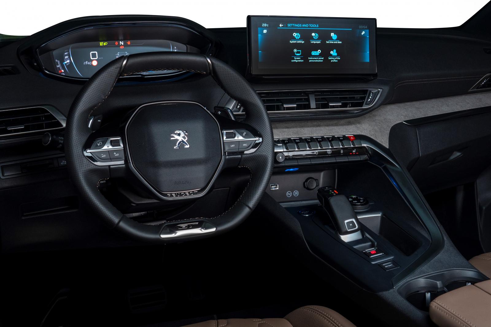 Khoang n&ocirc;̣i th&acirc;́t v&acirc;̃n tu&acirc;n thủ ng&ocirc;n ngữ thi&ecirc;́t k&ecirc;́&nbsp;i-Cockpit 1