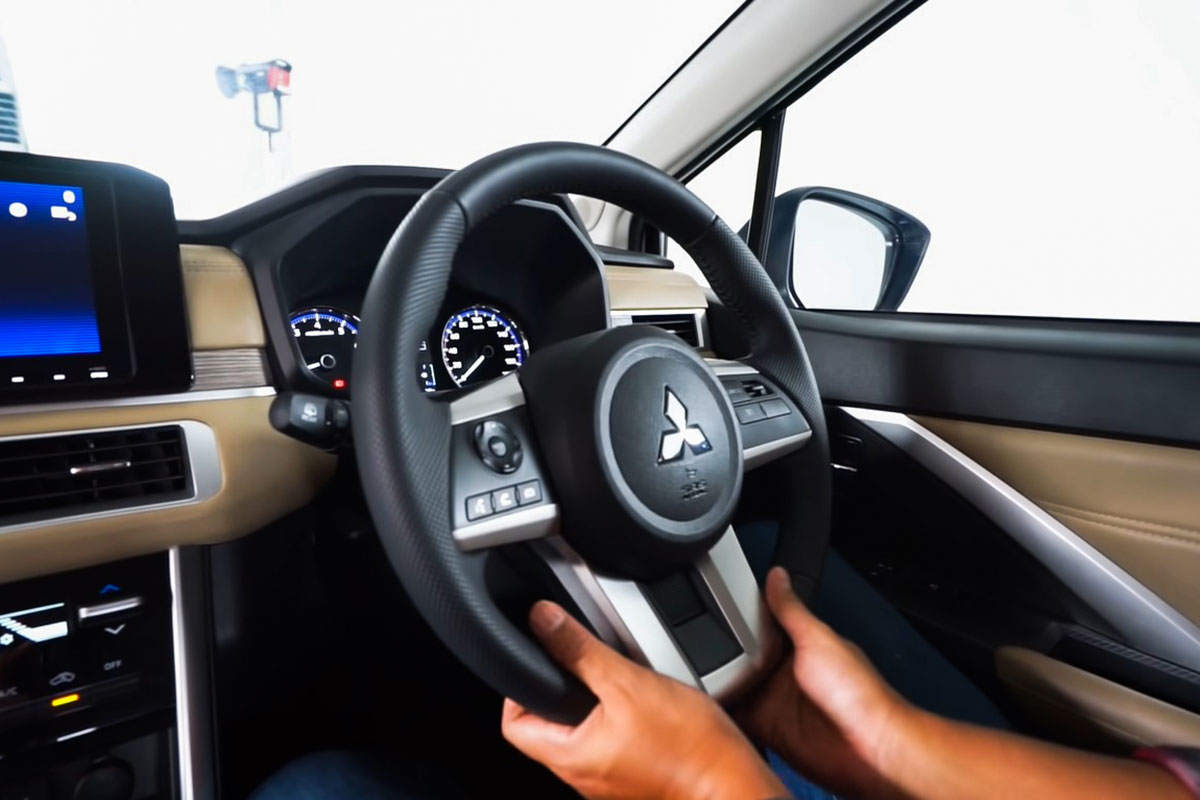 Ảnh thực tế Mitsubishi Xpander 2022, có trang bị xe tiền tỷ a9