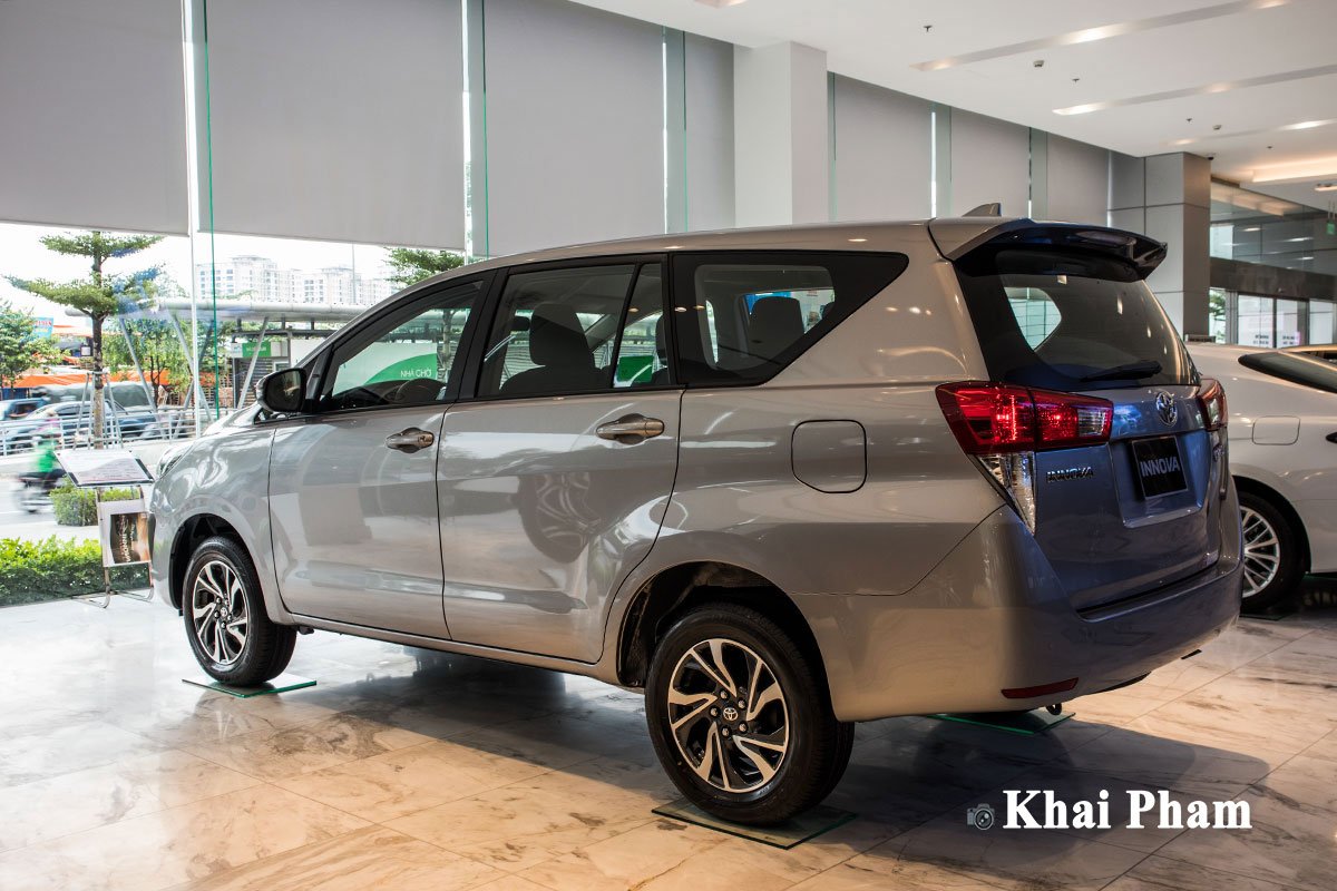 Toyota Innova cũng được đánh giá là một mẫu 7 chỗ cũ phù hợp.