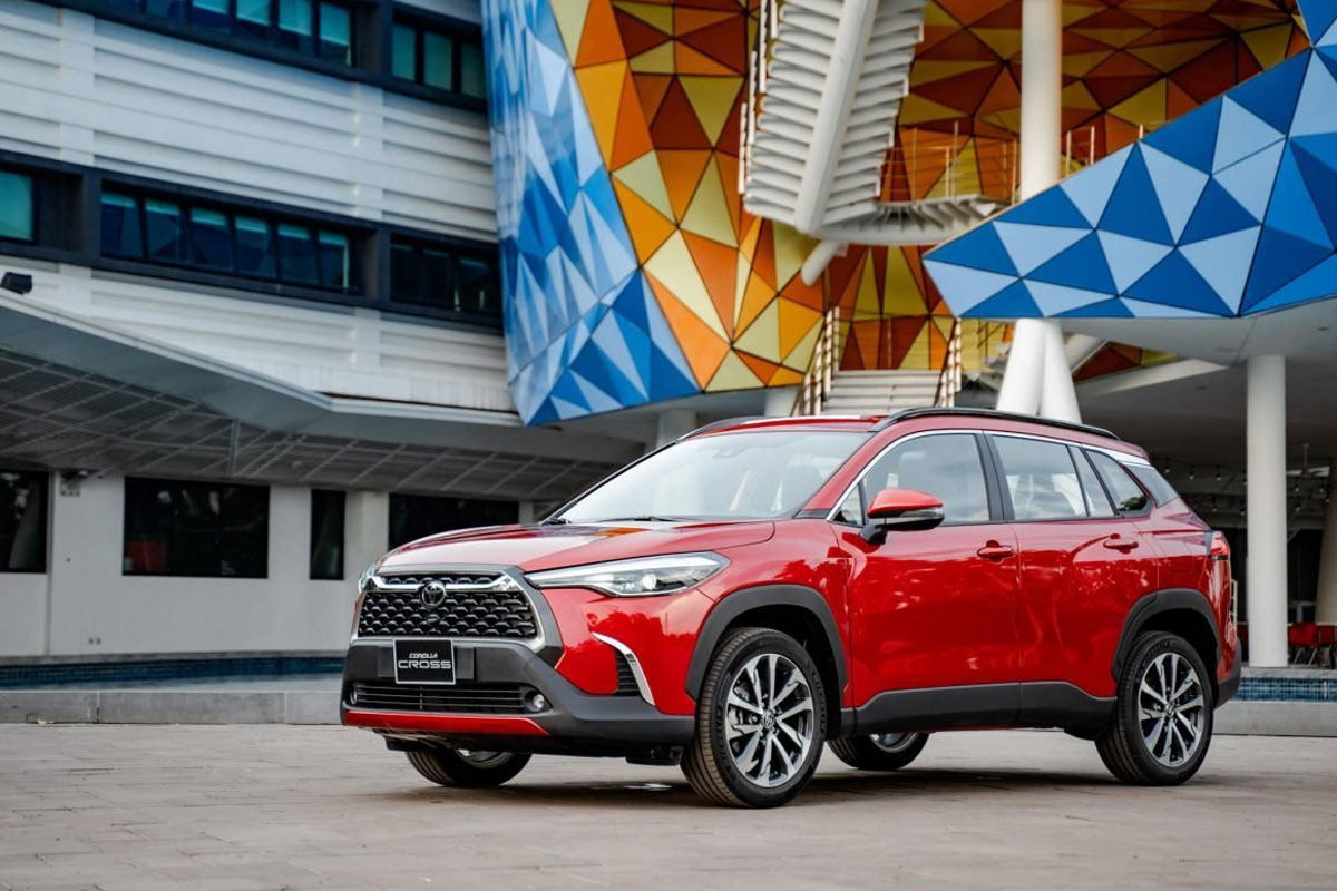 Toyota Corolla Cross chính thức thiết lập đỉnh mới