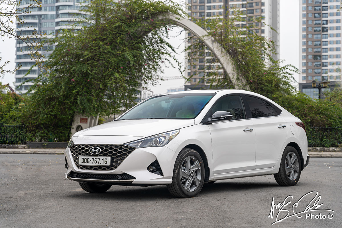 Top 10 xe bán chạy tháng 10/2021: Hyundai Accent, Ford Ranger lội ngược dòng ngoạn mục 1