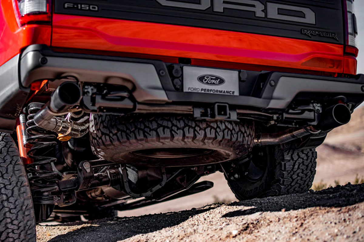 Ford đăng k&yacute; ph&aacute;t minh ống xả c&oacute; thể thu gọn.