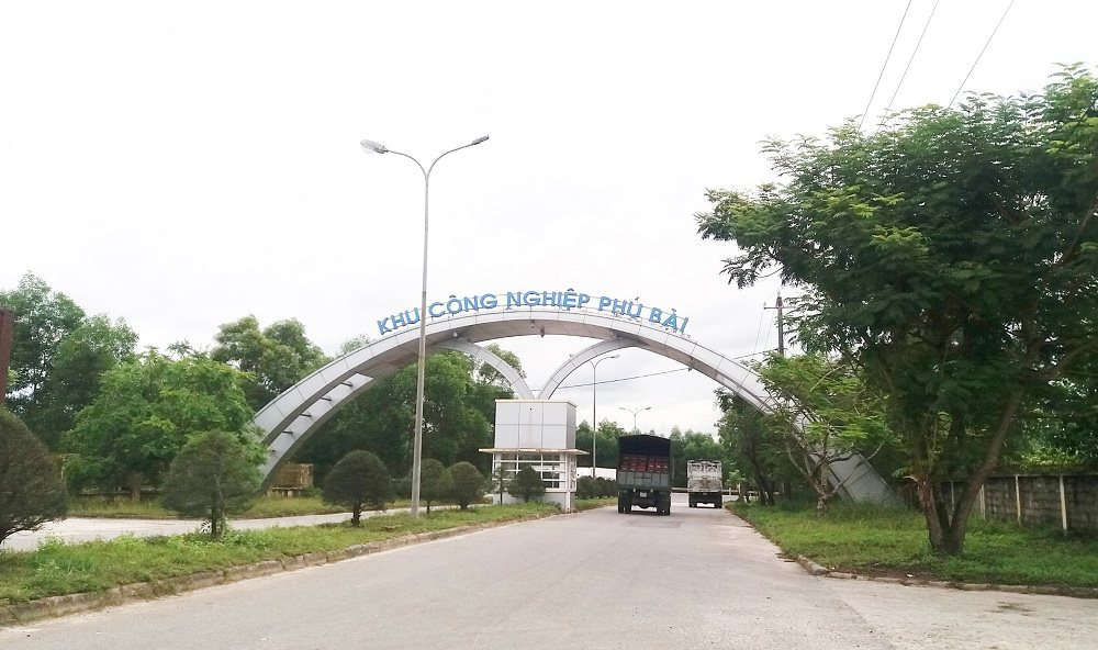 Cổng v&agrave;o KCN Ph&uacute; B&agrave;i, Thừa Thi&ecirc;n Huế