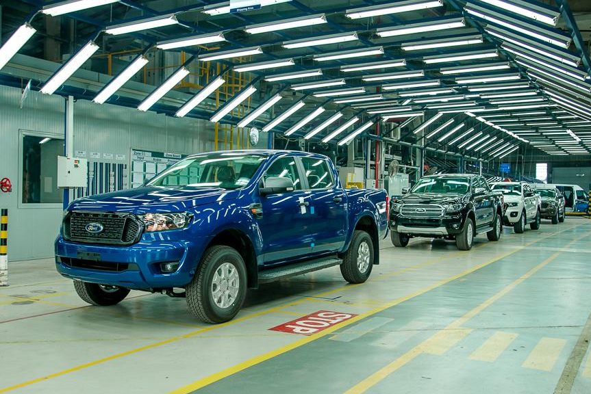 Giảm 50% l&ecirc;̣ phí trước bạ cho &ocirc; t&ocirc; lắp ráp trong nước từ 1/12/2021 a2