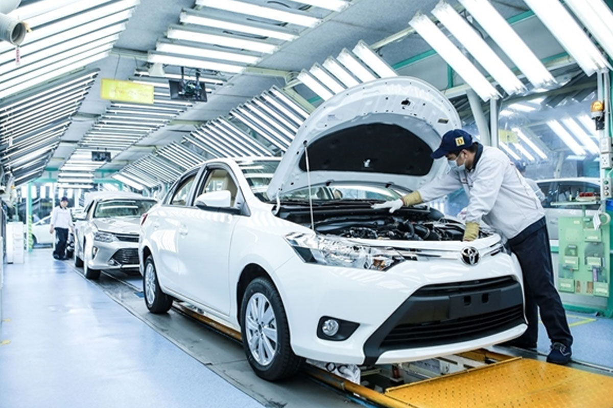 Chính phủ vừa thông qua đề xuất giảm 50% phí trước bạ cho xe lắp ráp trong nước.