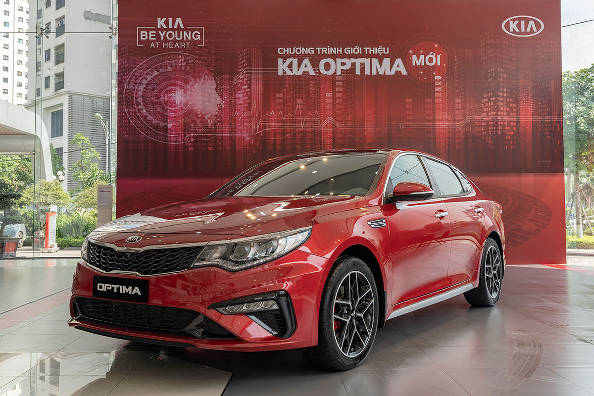 Doanh số KIA Optima chỉ ở mức lẹt đẹt 1