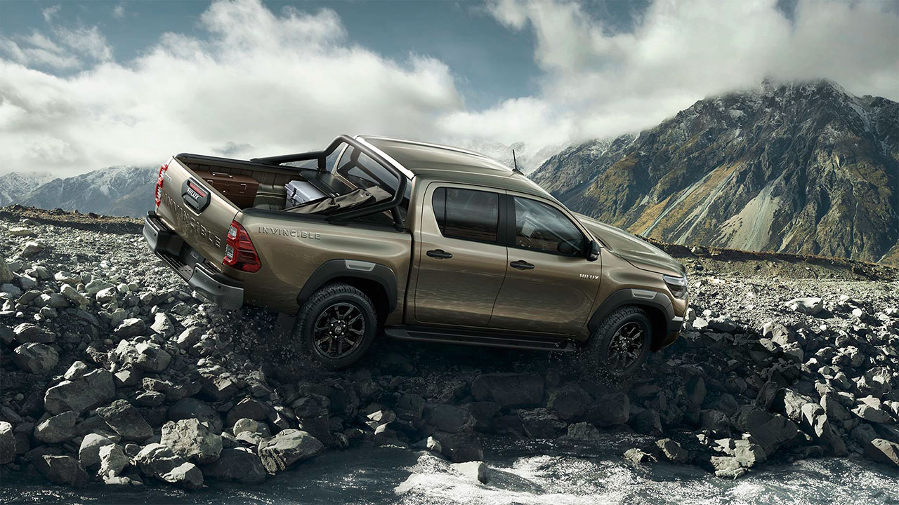 Toyota Hilux được chọn là xe bán tải quốc tế của năm 1.