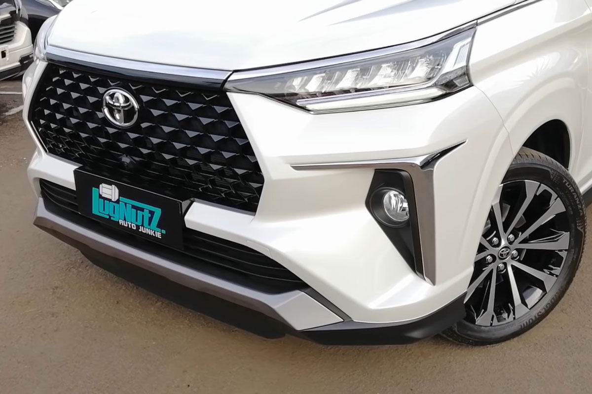 Cận cảnh Toyota Veloz 2022 ngoài đời thực, liệu đây là xe thay thế Innova hoặc Rush a2
