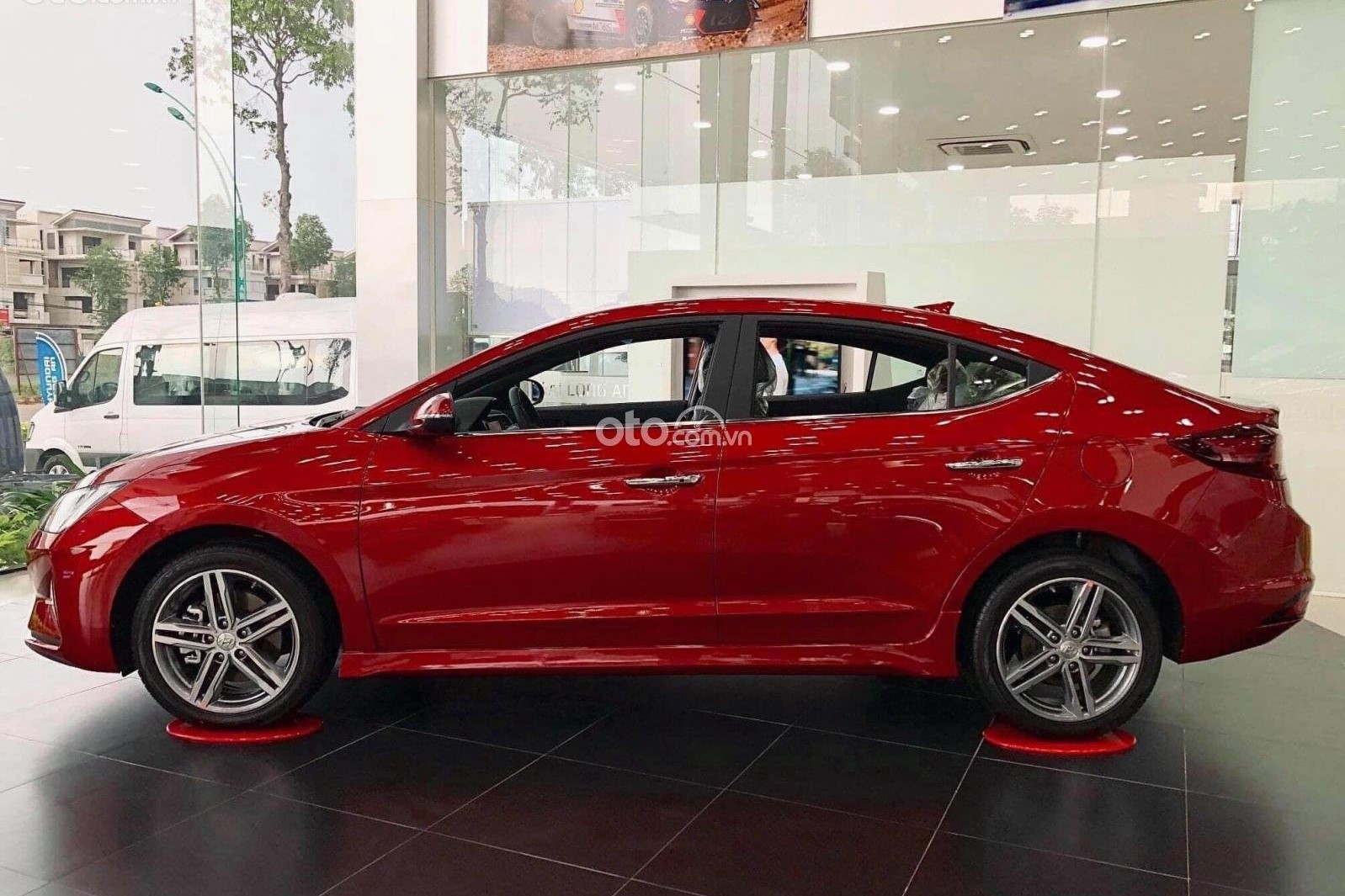 Hyundai Elantra bản hiện hành ra mắt thị trường Việt từ giữa năm 2019.1