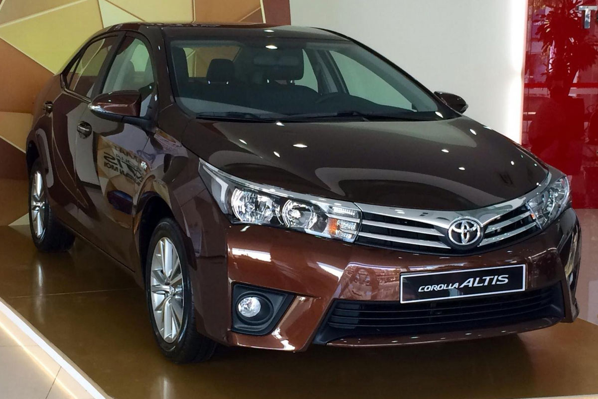 Toyota Corolla Altis cũng cái tên rất được quan tâm ở thị trường xe cũ