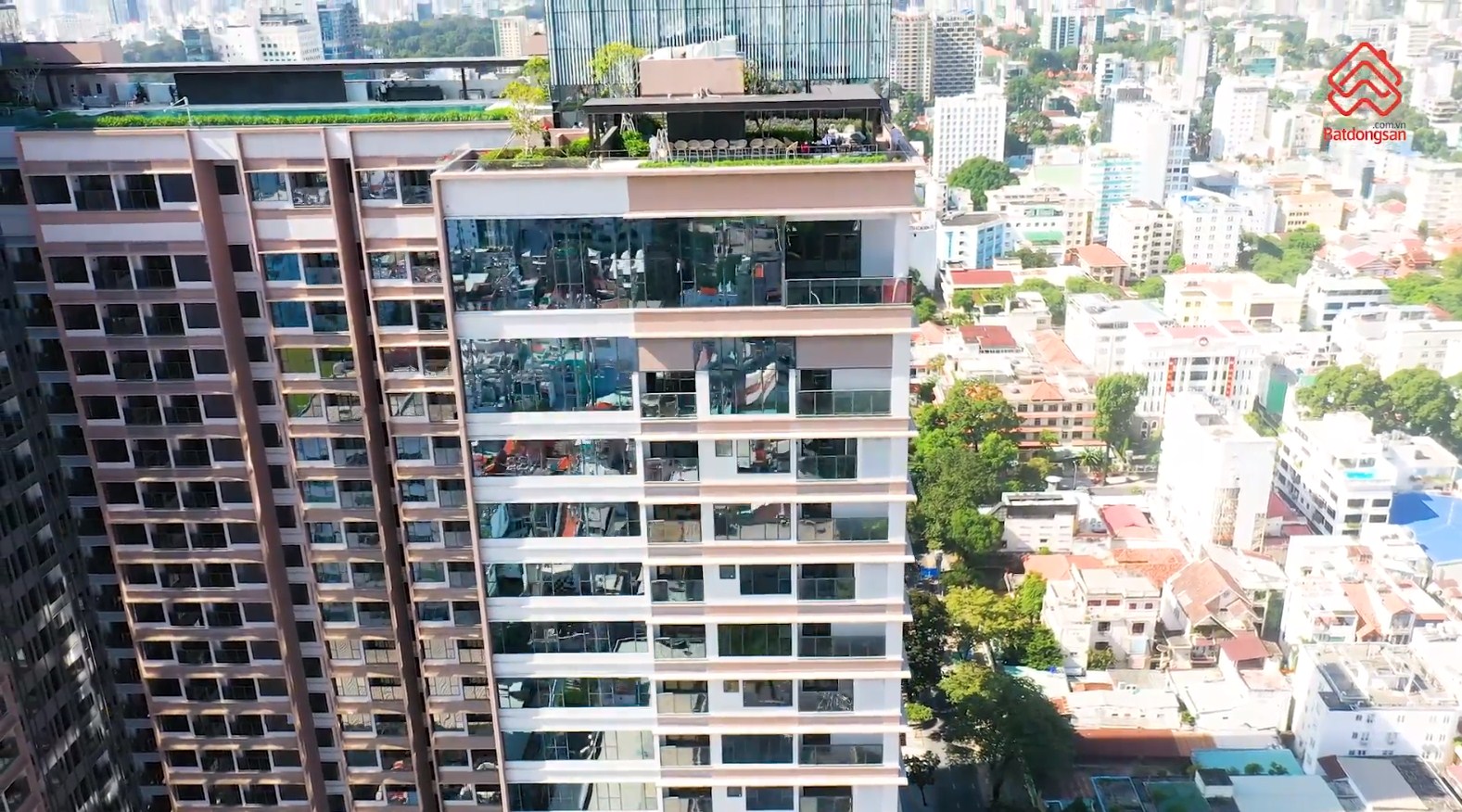 Khu tiện ích của dự án căn hộ The Marq Quận 1 nằm trên tầng 25, 26.