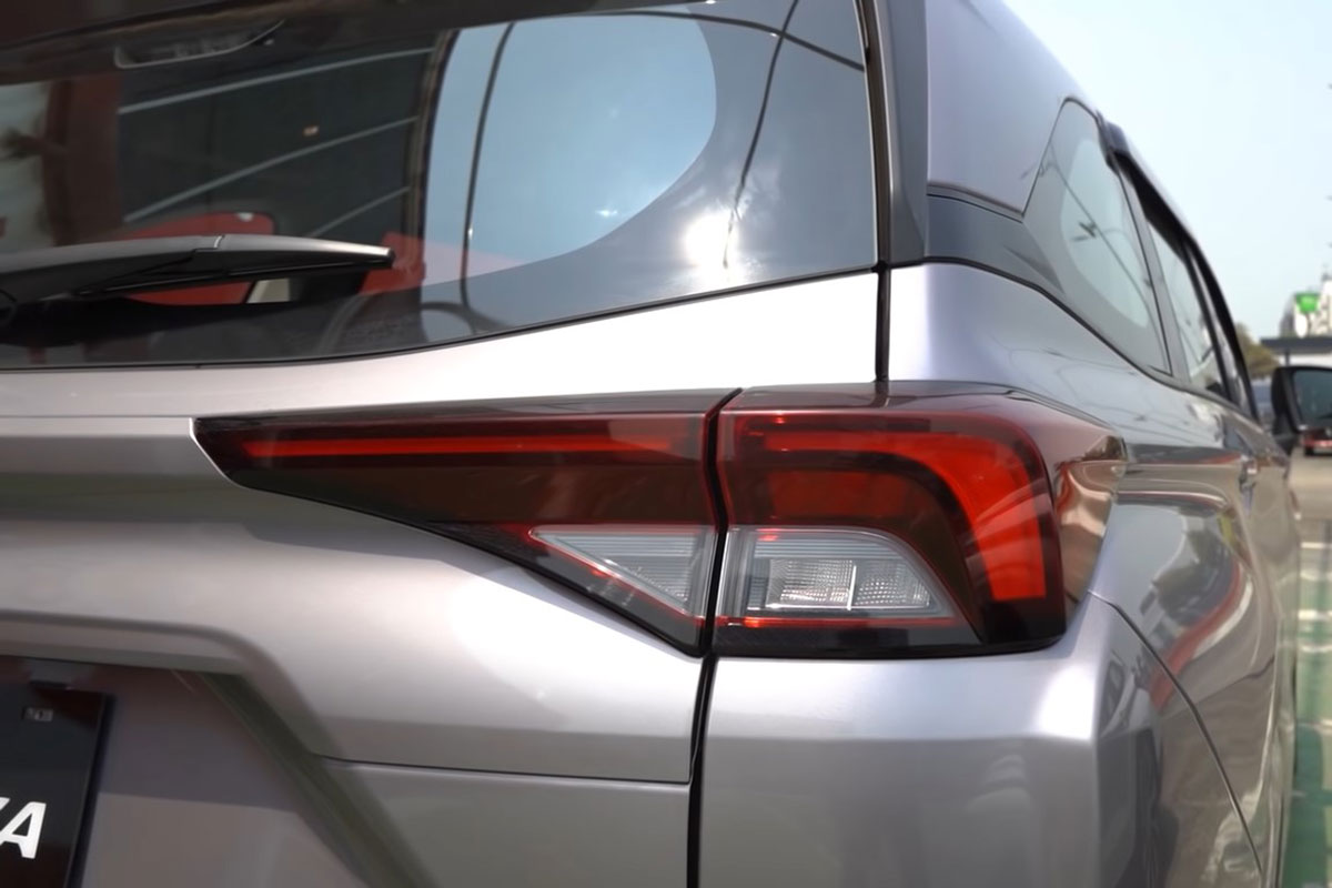 Đánh giá xe Toyota Avanza 2022 a6