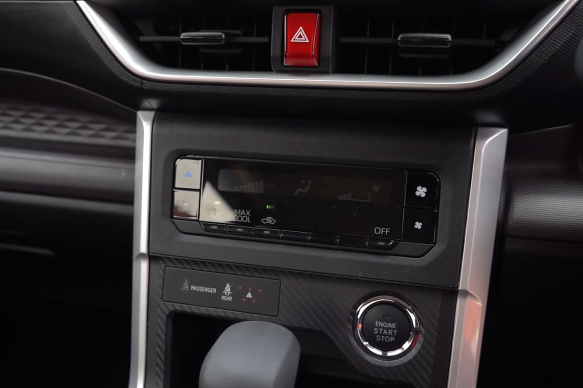 Đánh giá xe Toyota Avanza 2022 a8