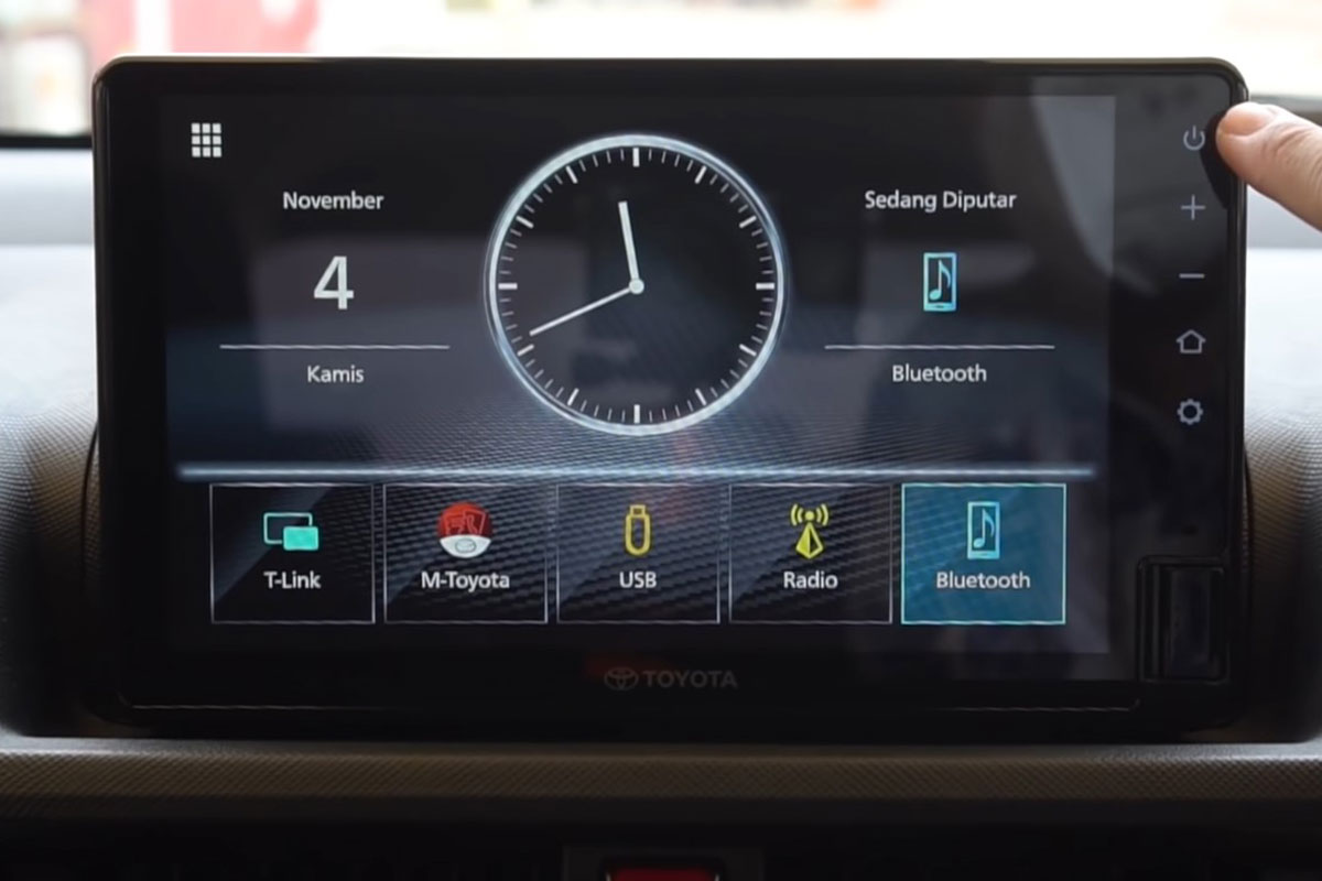 Đánh giá xe Toyota Avanza 2022 a7