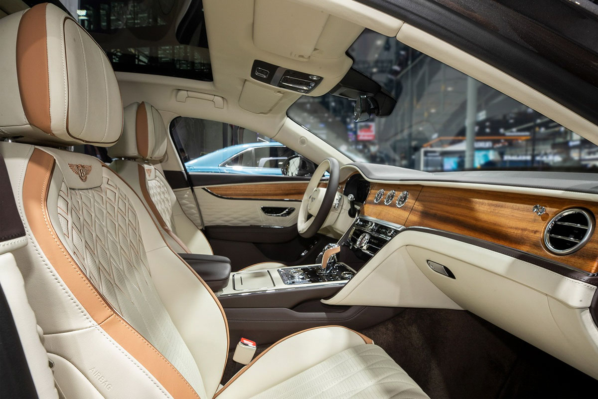 Bentley Flying Spur Mulliner 3.