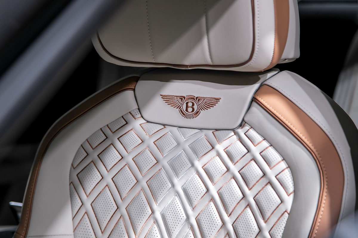 Bentley Flying Spur Mulliner 6.