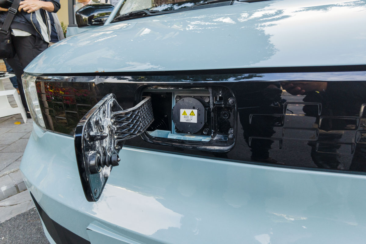 Cổng sạc của Hùng Quang Mini EV Cổng sạc của Hùng Quang Mini EV.