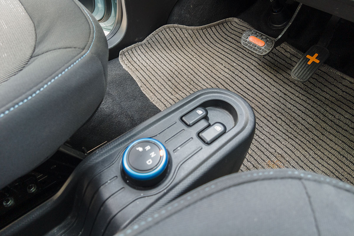 Cần số của Hùng Quang Mini EV Cần số của Hùng Quang Mini EV.