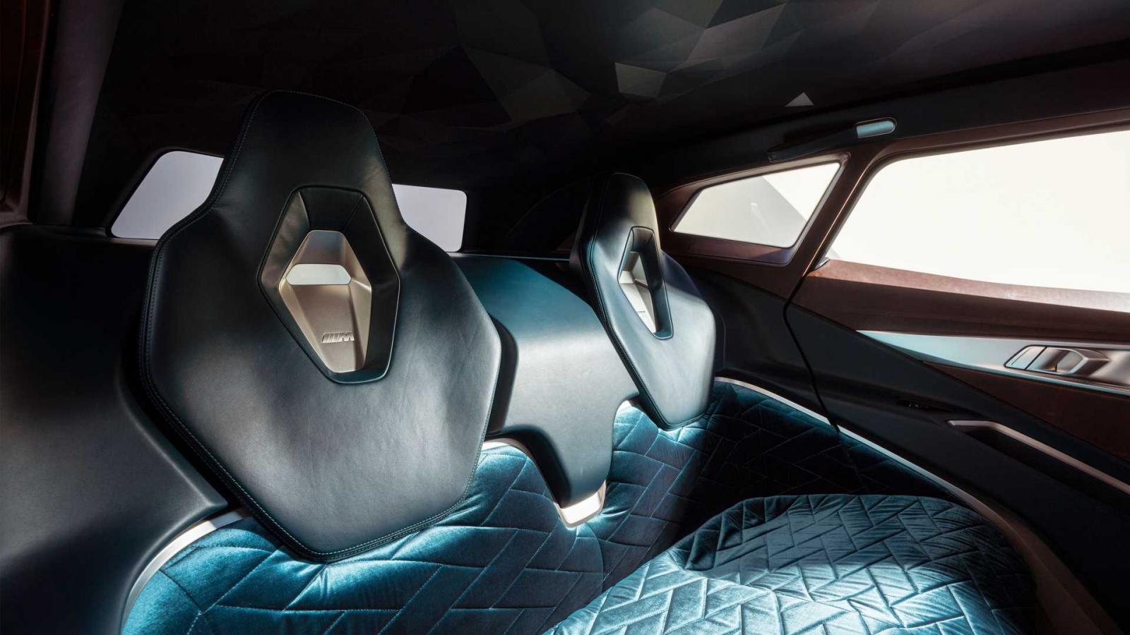 BMW XM Concept 14.