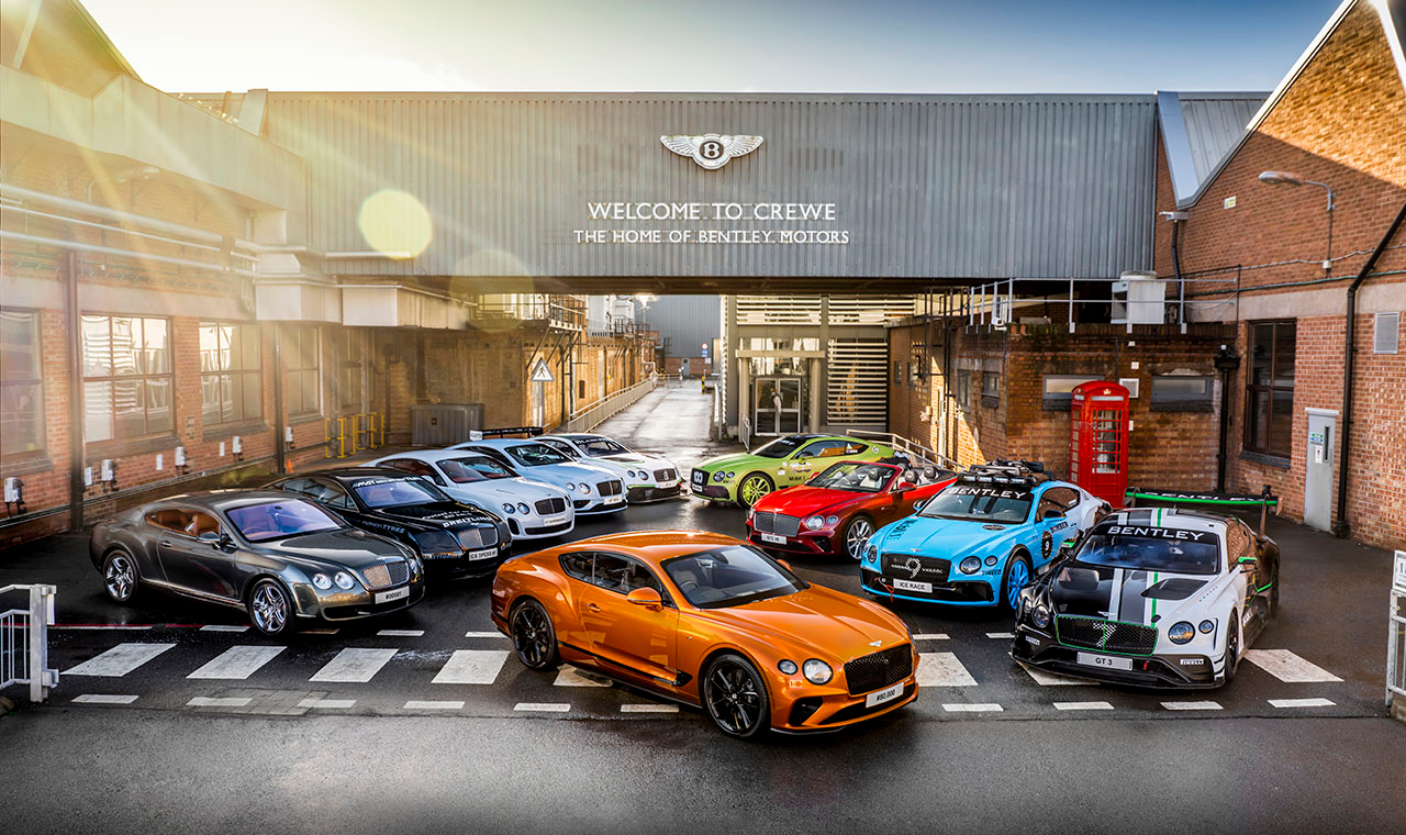 Tham quan nhà máy Bentley bằng hình thức trực tuyến.