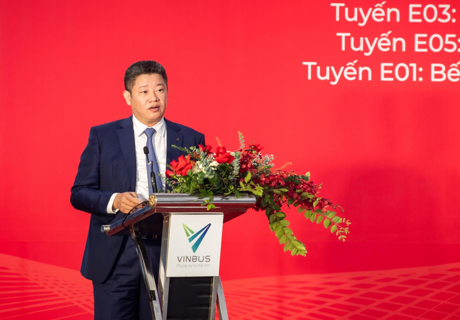 Xe buýt điện đầu tiên ở Việt Nam - VinBus chính thức hoạt động tại Hà Nội a2