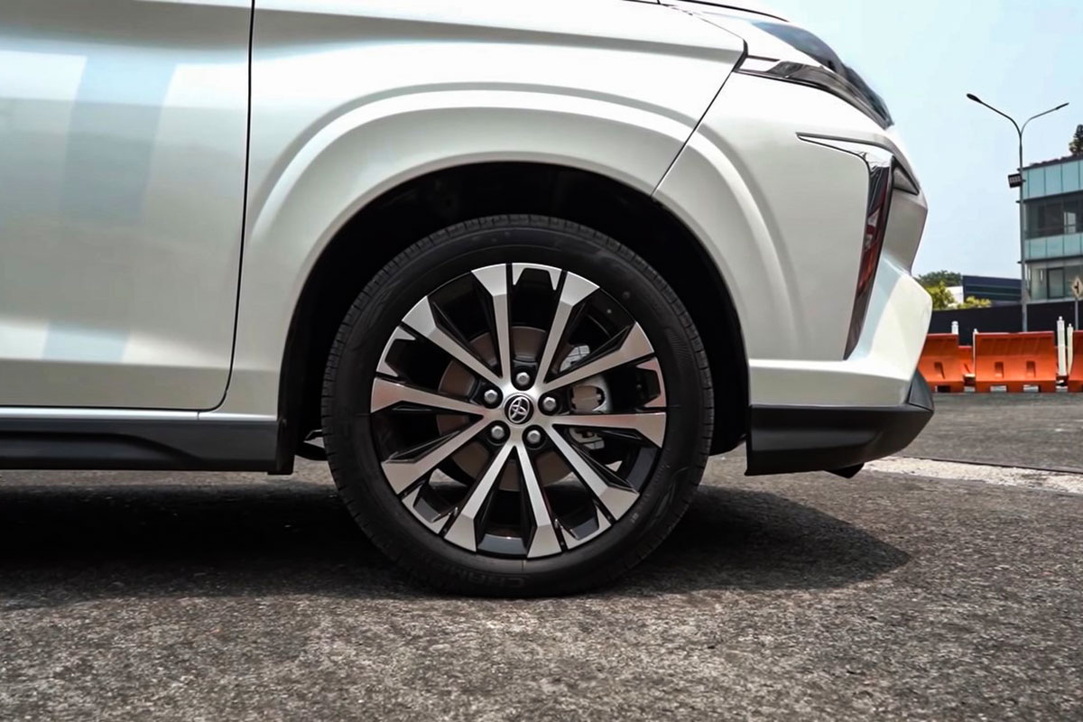 Đ&aacute;nh gi&aacute; Toyota Veloz 2022 a9