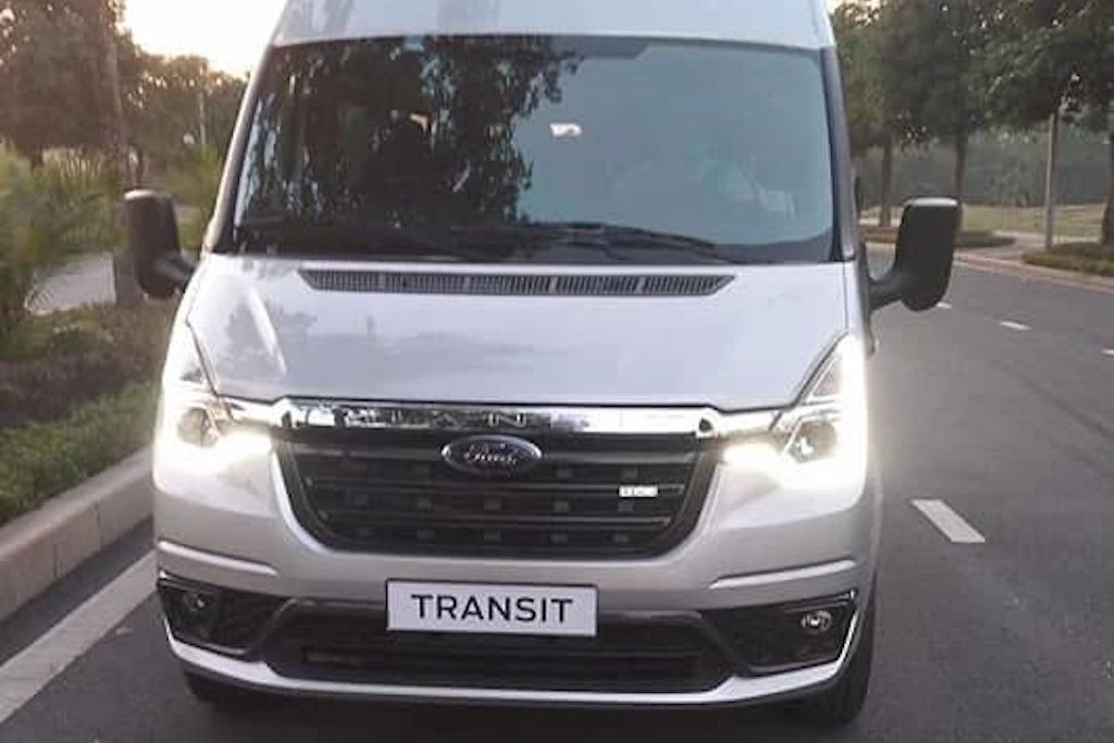 Ford Transit hiện là mẫu xe được ưa chuộng nhất phân khúc 1