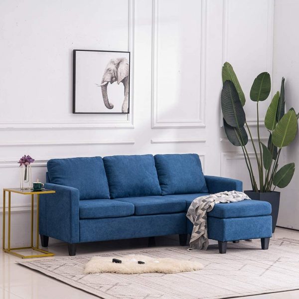 Ghế sofa ph&ograve;ng kh&aacute;ch nhỏ m&agrave;u xanh lam nhẹ nh&agrave;ng, l&agrave;m s&aacute;ng kh&ocirc;ng gian ph&ograve;ng kh&aacute;ch t&ocirc;ng m&agrave;u trung t&iacute;nh chủ đạo. Đ&ocirc;n ghế linh hoạt, c&oacute; thể lu&acirc;n chuyển đặt hai b&ecirc;n t&ugrave;y nhu cầu.